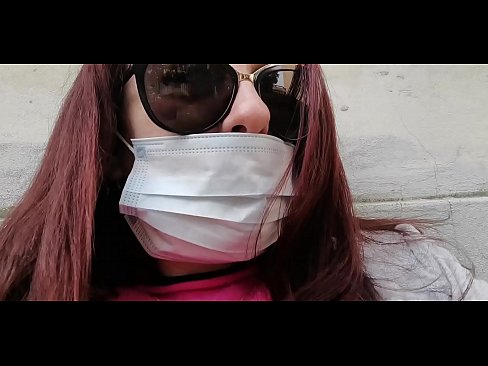 ❤️ Nicoletta hefnir sín á nágranna sínum og pissar í bílskúrinn hans (sérstök Covid19 ítalsk sóttkví) ❤️❌ Klámmyndband á is.mrpornogratis.ru ☑