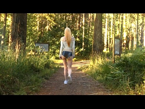 ❤️ Falleg kona hreyfir sig hægt, ekki nektarmyndband ❤️❌ Klámmyndband á is.mrpornogratis.ru ☑